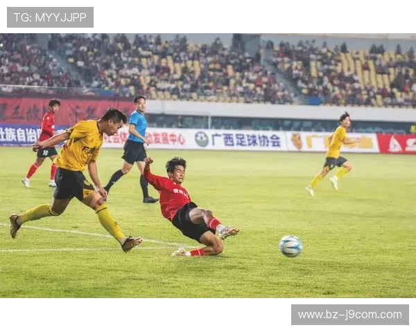 围绕足球比赛冠军最终归属展开深度解析主题探讨全景视角呈现精彩对决